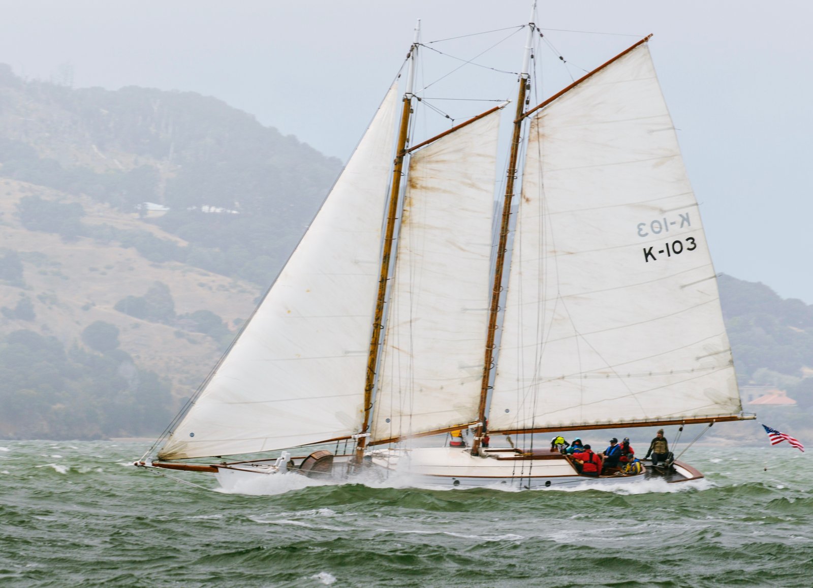 Yankee heeled over and driving hard